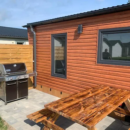U Danny-ego Family Friendly Ferienhaus Dziwnówek